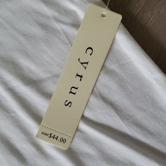 Cyrus top - Picture 3 of 5